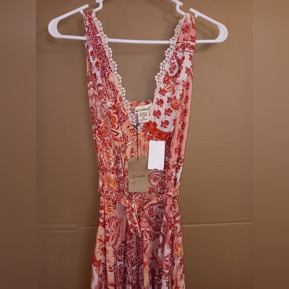 Dresses & Skirts - Sky & Sand Women's White Orange Red Dress Belted Large V Neck Stretch